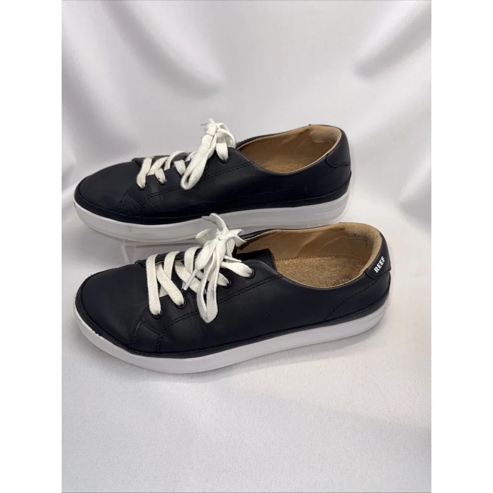 Reef Cushion Sunset Women's Sneakers‎ - Navy & White - Size 9.5
